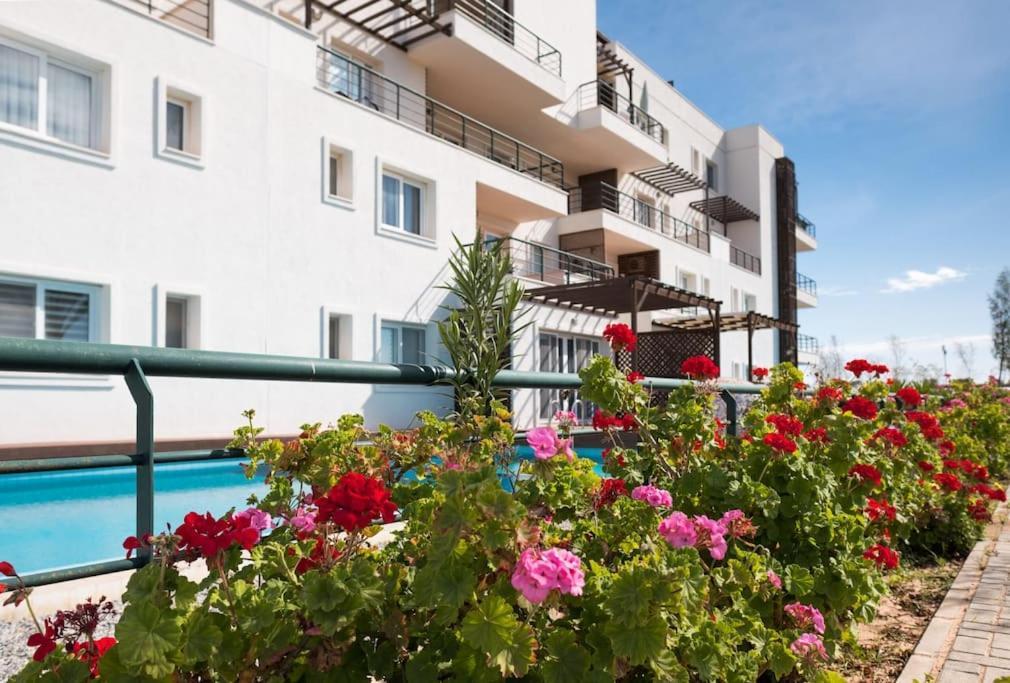 Private Beach Resort Cyprus Vokolidha Exterior photo